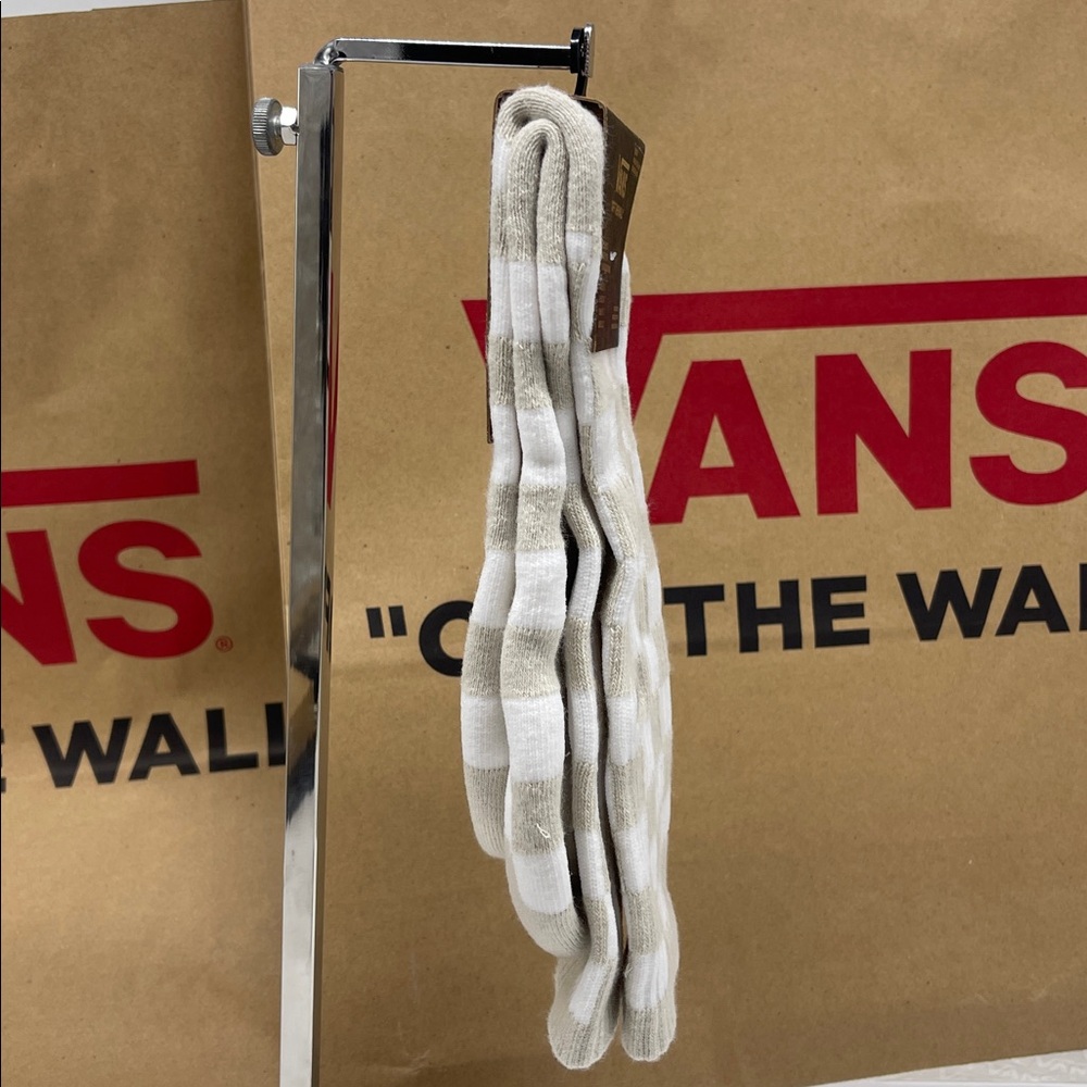 VANS "Off The Wall" Crew socks Checkerboard 
Vans socks (1 pair) - Picture 4 of 16